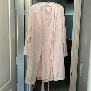 Collette by Miss Elaine - night gown and robe